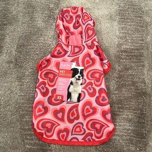 NWT BRAND NEW Dog Pink, Red, Purple Heart Raincoat with Hood Size XS